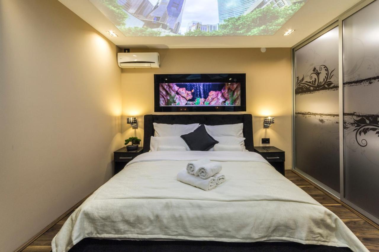 Madison Inn Suites - Wilson'S Square Белград Экстерьер фото